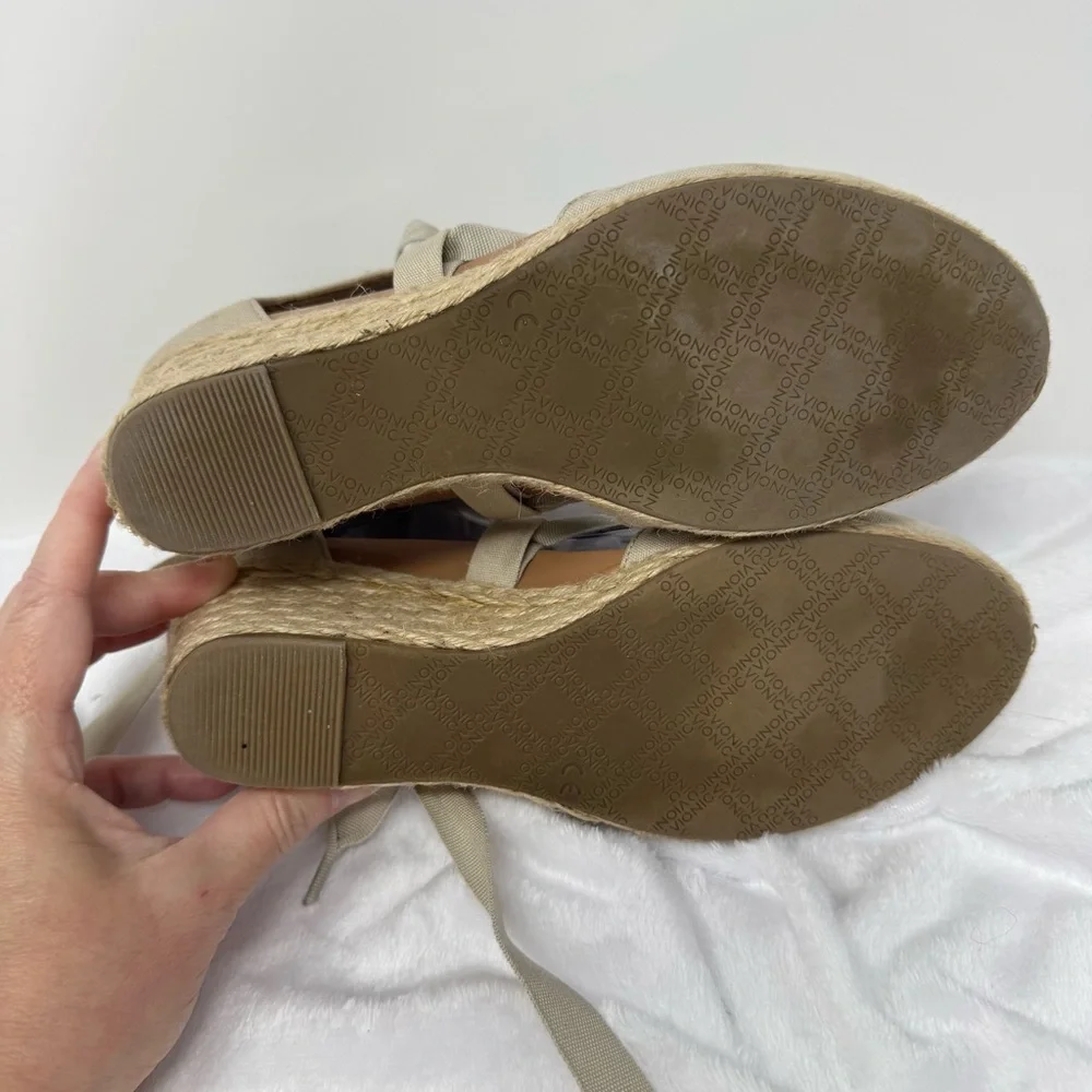 Vionic Kaitlyn Women's‎ Wedge Orthotic Sandal Oat Beige Canvas Size 8 Tie Strap